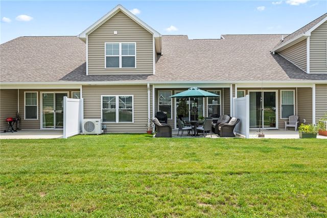 819 Brookwood Circle, Tipp City, OH 45371