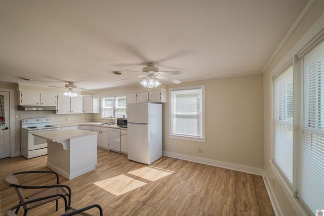 1447 Ogden Colvin Circle, Kevil, KY 42053