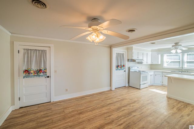 1447 Ogden Colvin Circle, Kevil, KY 42053