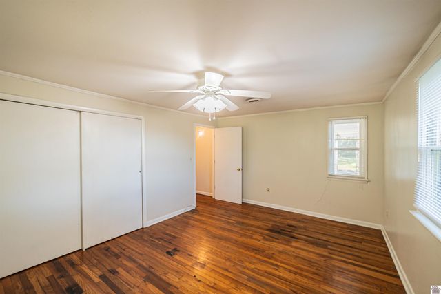 1447 Ogden Colvin Circle, Kevil, KY 42053