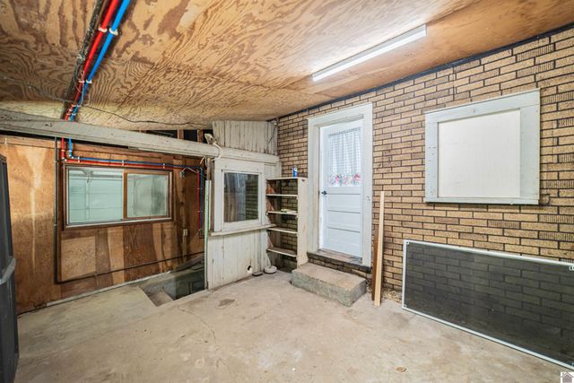 1447 Ogden Colvin Circle, Kevil, KY 42053