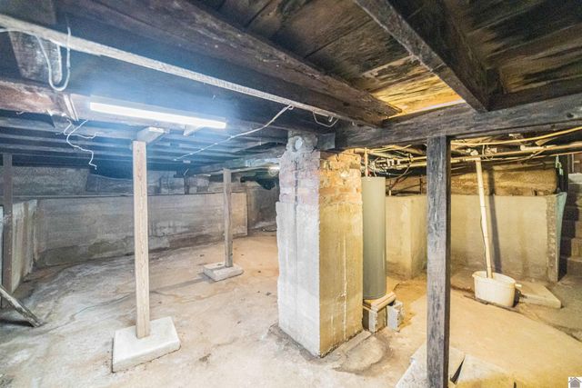 1447 Ogden Colvin Circle, Kevil, KY 42053