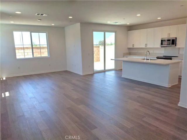 31326 SISKIYOU PASS Court, Winchester, CA 92596