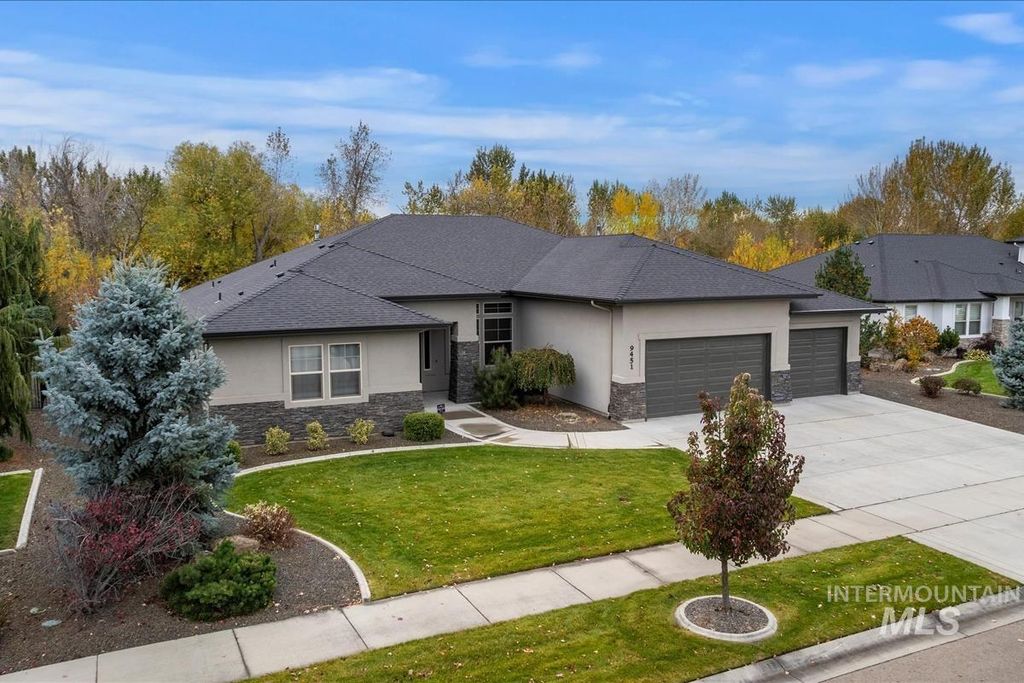 9451 W Deerfawn Drive, Star, ID 83669 photo 2