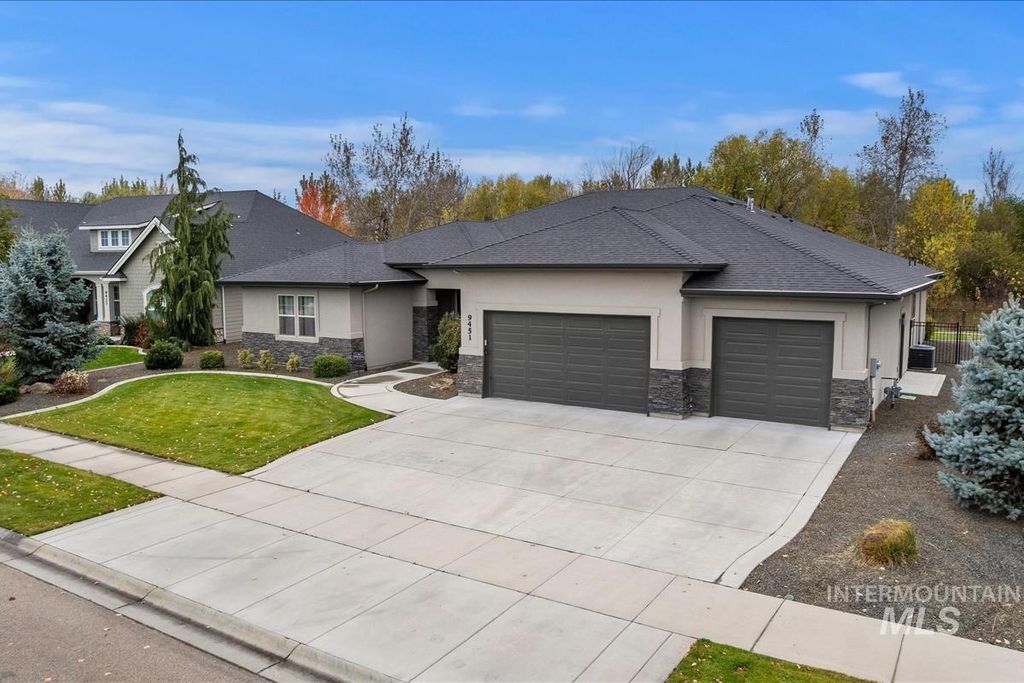 9451 W Deerfawn Drive, Star, ID 83669 photo 3