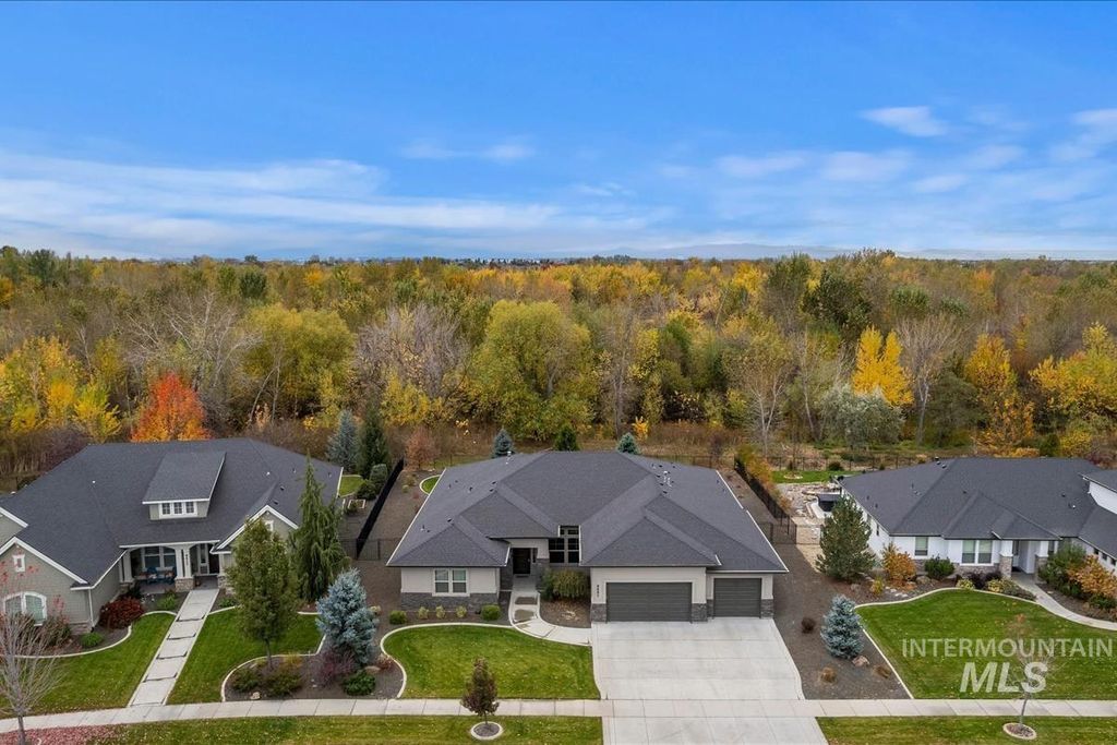 9451 W Deerfawn Drive, Star, ID 83669 photo 4