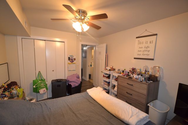 2942 W Montrose Avenue 1R, Chicago, IL 60618