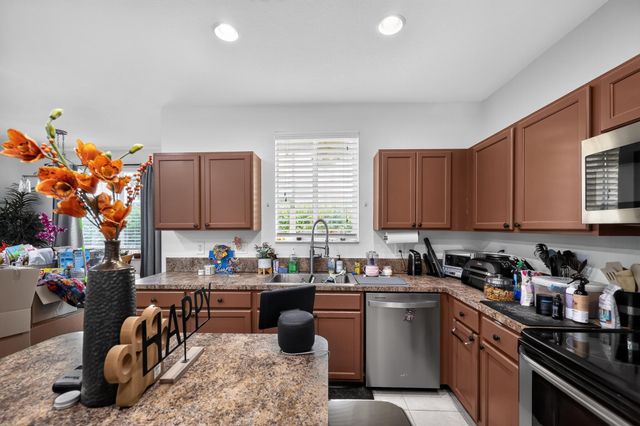 2823 S EVERGREEN Circle, Boynton Beach, FL 33426