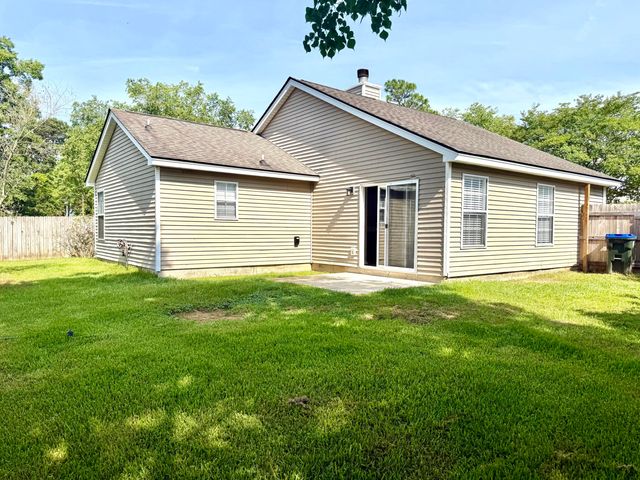 260 Two Pond Loop, Ladson, SC 29456