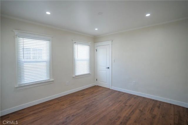 4279 Walton Avenue, Los Angeles, CA 90037