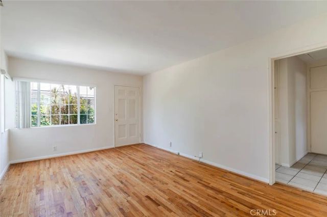 5618 Riverton Avenue, North Hollywood, CA 91601