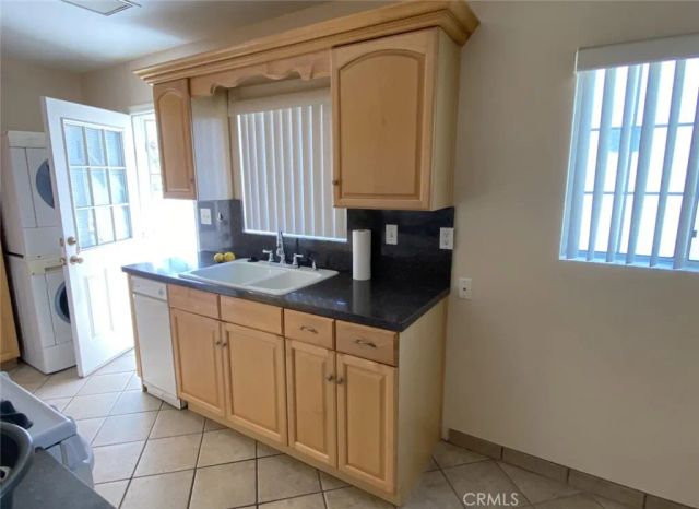 5618 Riverton Avenue, North Hollywood, CA 91601