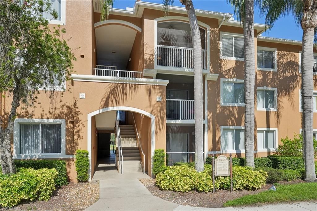 1840 Florida Club CIR # 5305, Naples, FL 34112