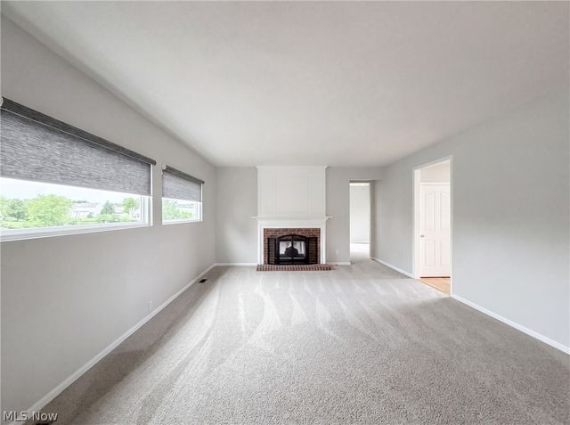 9660 Kingston Trail, Olmsted Falls, OH 44138