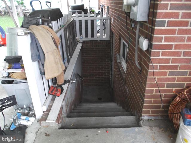 5801 DELTA LN, Suitland, MD 20746