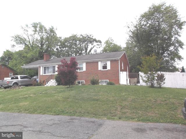 5801 DELTA LN, Suitland, MD 20746