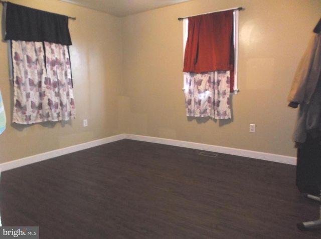 5801 DELTA LN, Suitland, MD 20746