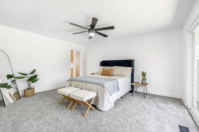 2482 Country Club, Selma, CA 93662