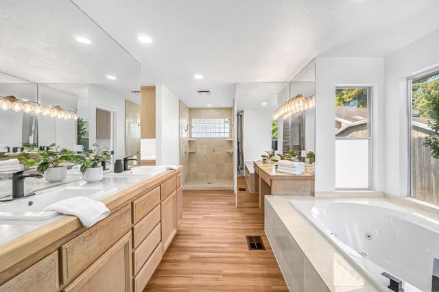 2482 Country Club, Selma, CA 93662