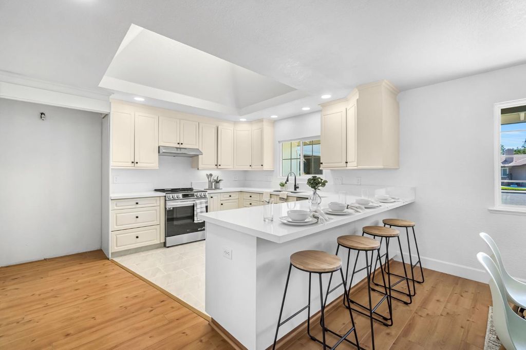 Image 10 of property listing at 2482 Country Club, Selma, CA 93662