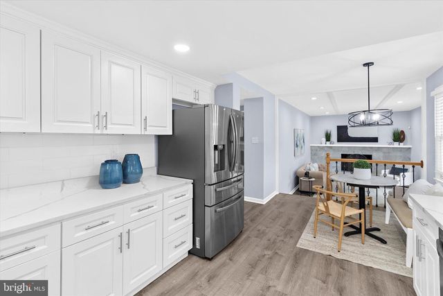 686 COLLEGE PKWY, Rockville, MD 20850