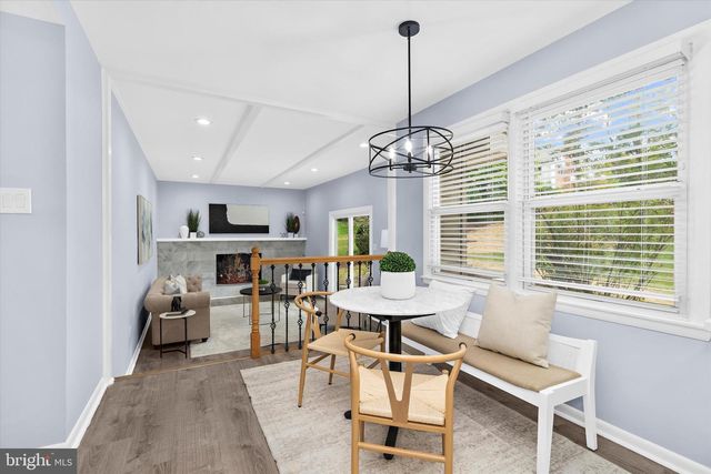 686 COLLEGE PKWY, Rockville, MD 20850