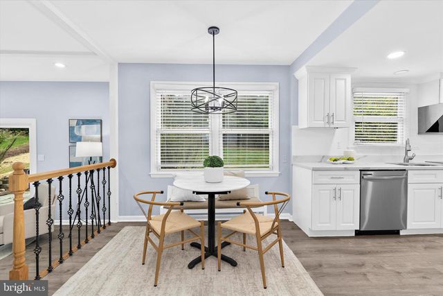 686 COLLEGE PKWY, Rockville, MD 20850