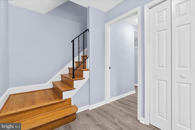 686 COLLEGE PKWY, Rockville, MD 20850