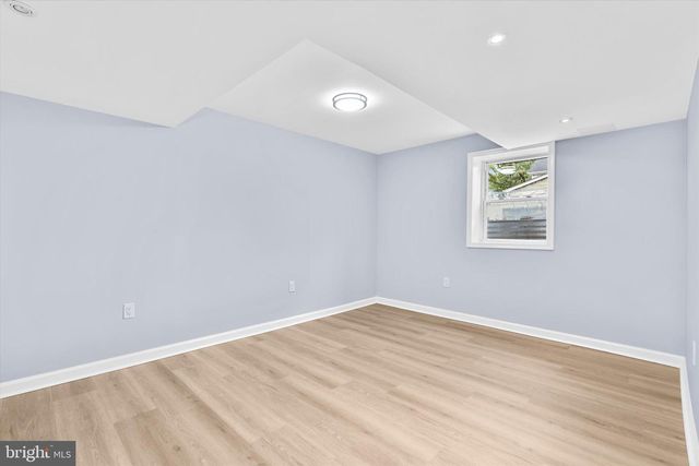 686 COLLEGE PKWY, Rockville, MD 20850