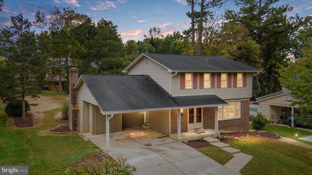 686 COLLEGE PKWY, Rockville, MD 20850