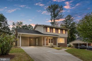 686 COLLEGE PKWY, Rockville, MD 20850