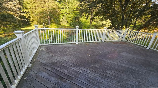 220 Pleasure Hill Road, Franklin, CT 06254