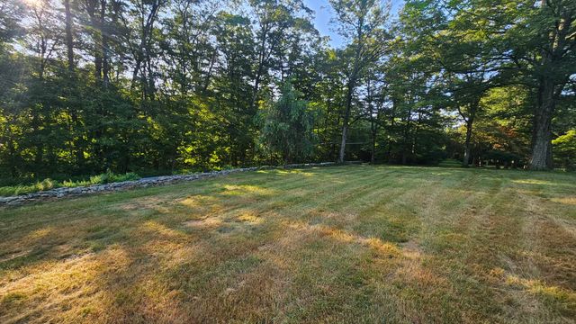 220 Pleasure Hill Road, Franklin, CT 06254