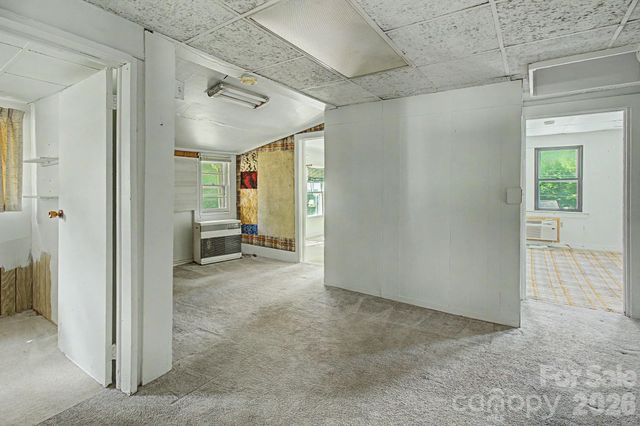 114 Old State Ten Road, Black Mountain, NC 28711