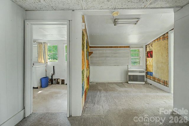 114 Old State Ten Road, Black Mountain, NC 28711