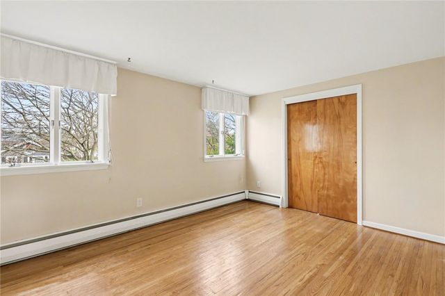 37 Nurmi Drive, Greece, NY 14616