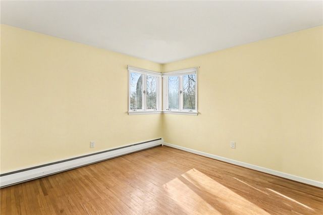 37 Nurmi Drive, Greece, NY 14616