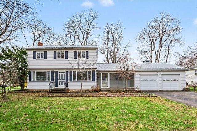 37 Nurmi Drive, Greece, NY 14616