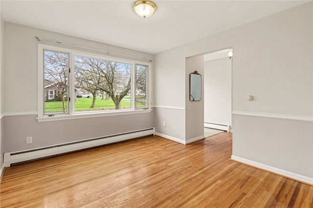 37 Nurmi Drive, Greece, NY 14616