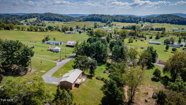 215 Dotson Lane, Church Hill, TN 37642