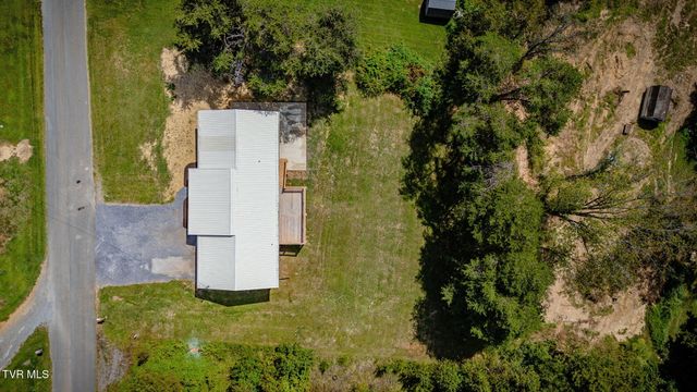 215 Dotson Lane, Church Hill, TN 37642