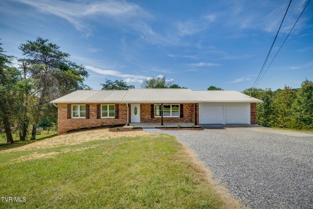 215 Dotson Lane, Church Hill, TN 37642