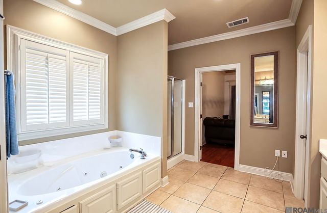 16633 Highland Club Ave, Baton Rouge, LA 70817