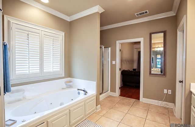16633 Highland Club Ave, Baton Rouge, LA 70817