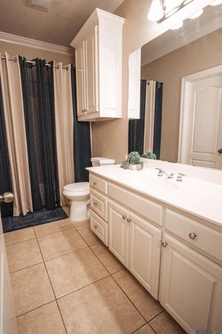 16633 Highland Club Ave, Baton Rouge, LA 70817