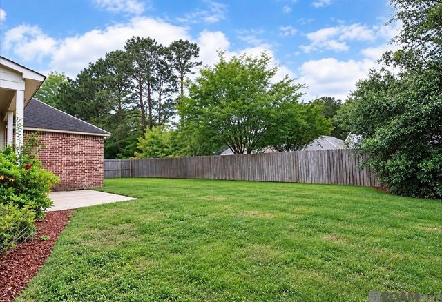 16633 Highland Club Ave, Baton Rouge, LA 70817