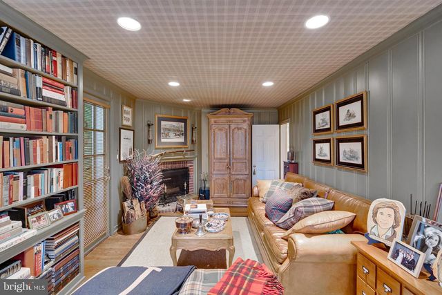 404 WYNMERE RD, Wynnewood, PA 19096