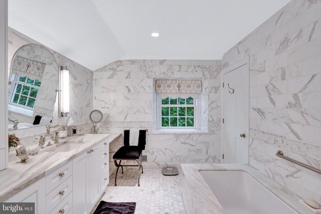 404 WYNMERE RD, Wynnewood, PA 19096