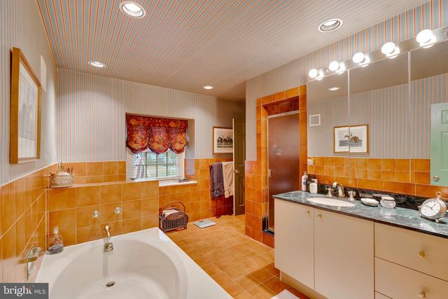 404 WYNMERE RD, Wynnewood, PA 19096