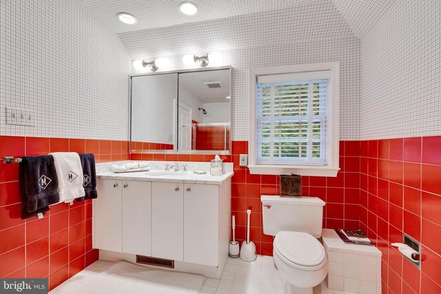 404 WYNMERE RD, Wynnewood, PA 19096